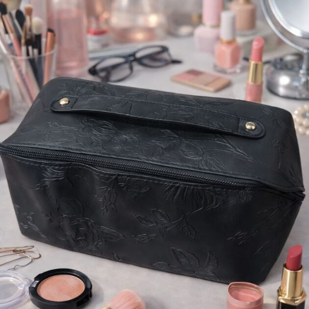 trousse de maquillage noir imperméable